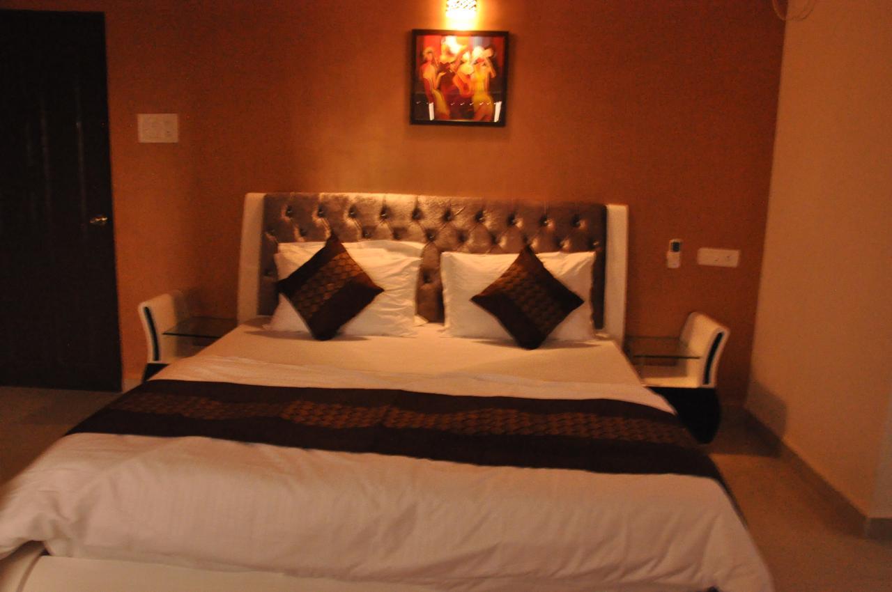 Hotel Dewa Goa Dabolim Exterior foto