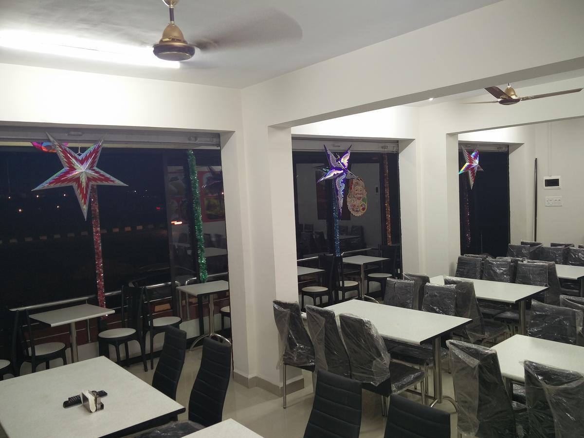 Hotel Dewa Goa Dabolim Exterior foto
